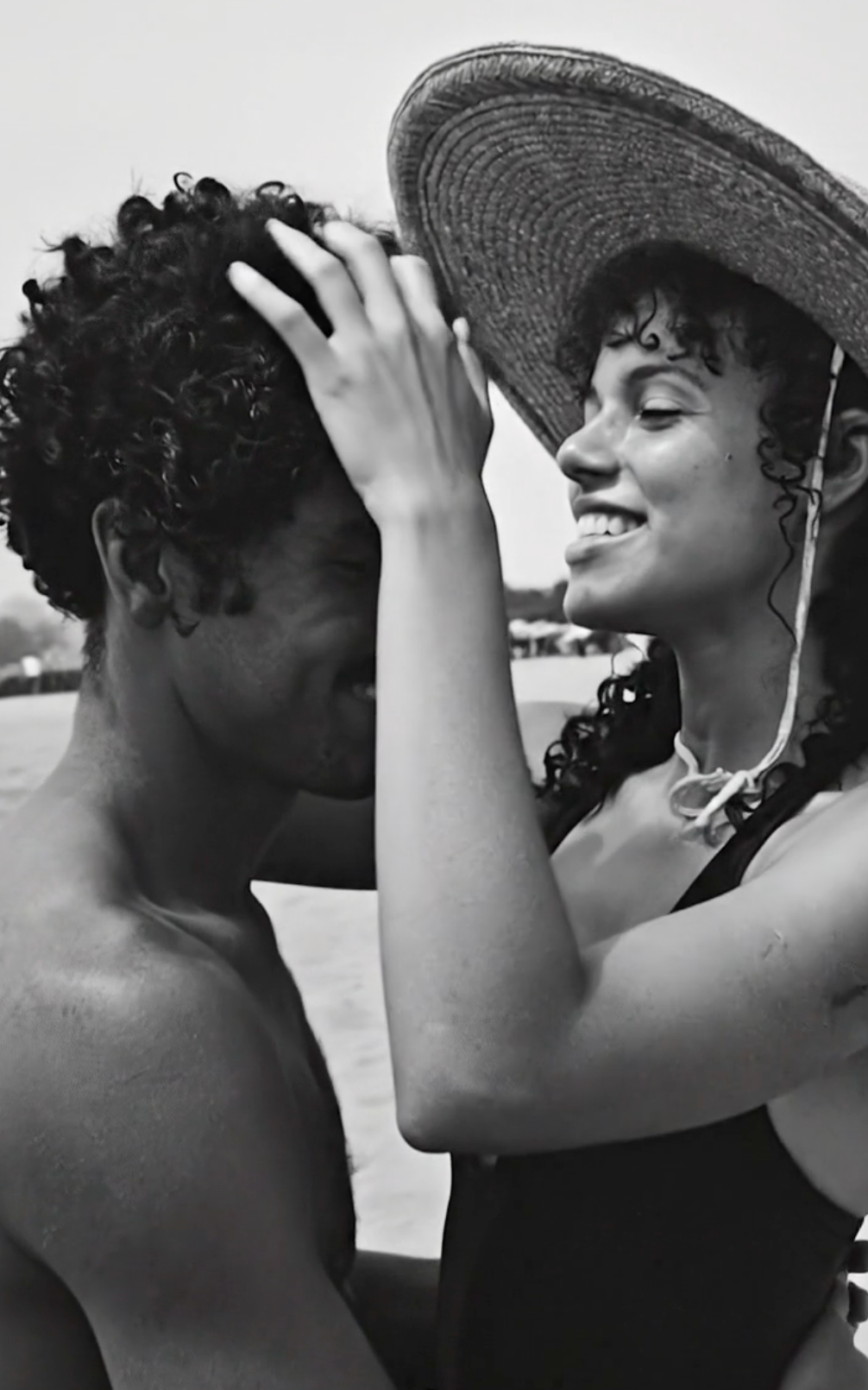 Hair Resurrection Instant Curling Mousse